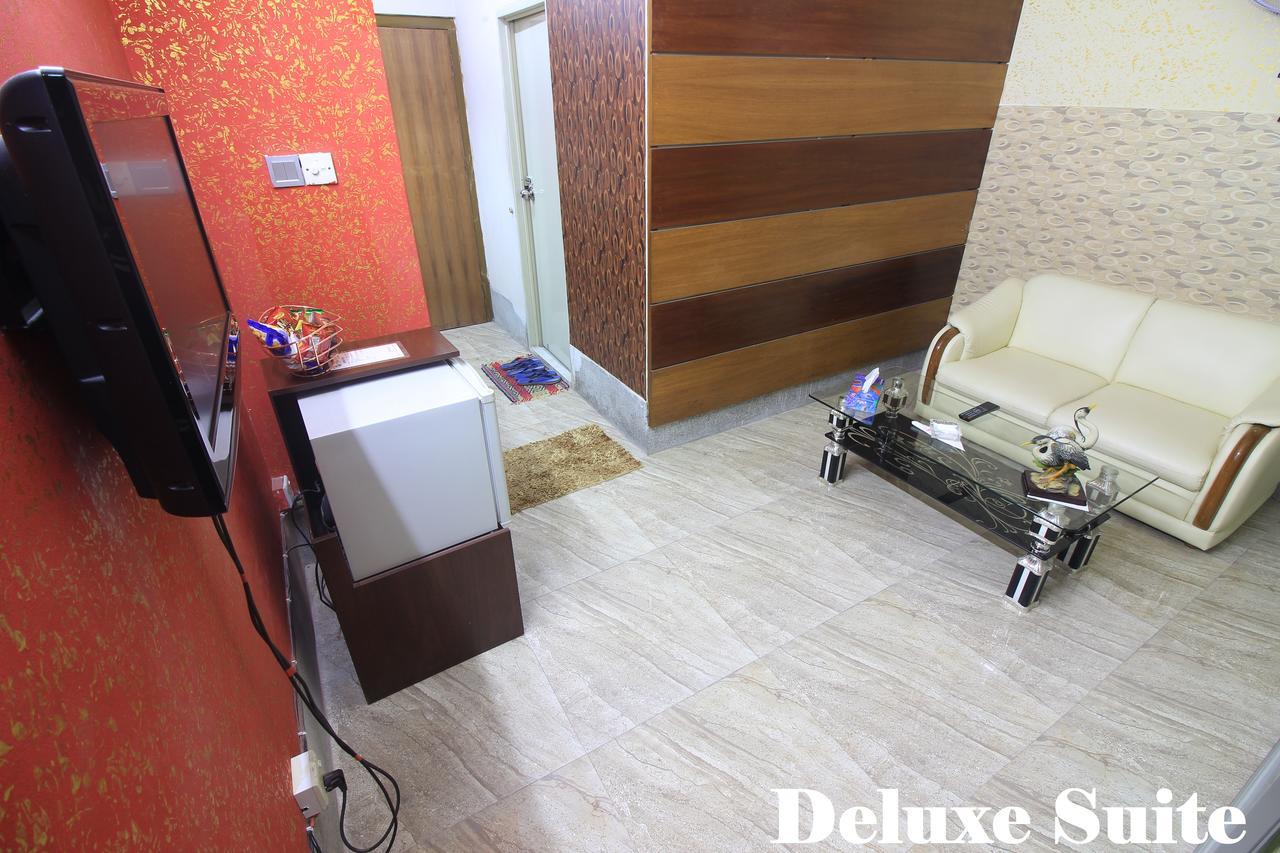 Tiger Garden Int Hotel Khulna Bagian luar foto